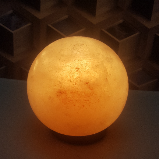 himalayan ball lamp